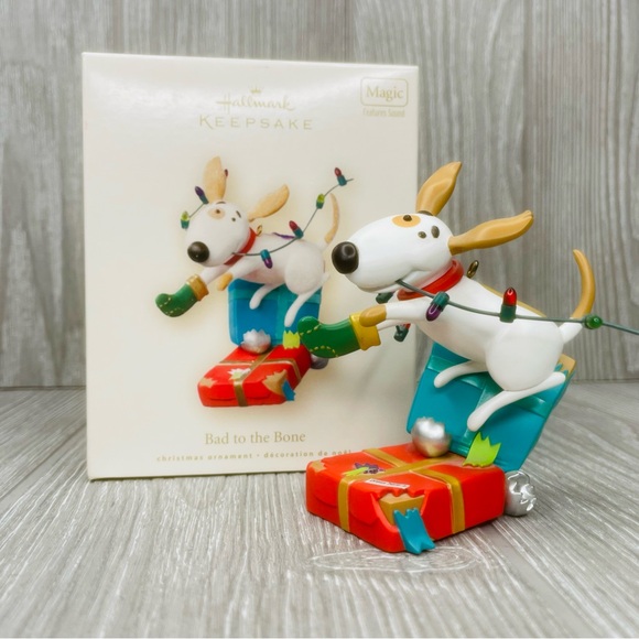 Hallmark Christmas ornament 2008 Bad to the Bone Musical singing light ornament - Picture 1 of 12